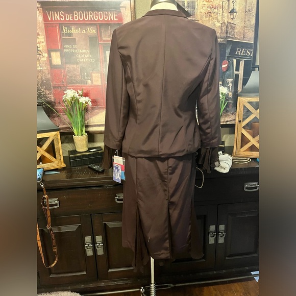 Alyce skirt set - Picture 2 of 11